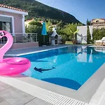 Margarita Villa